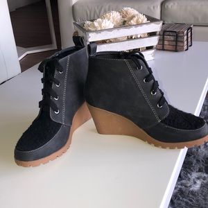 Ankle booties
